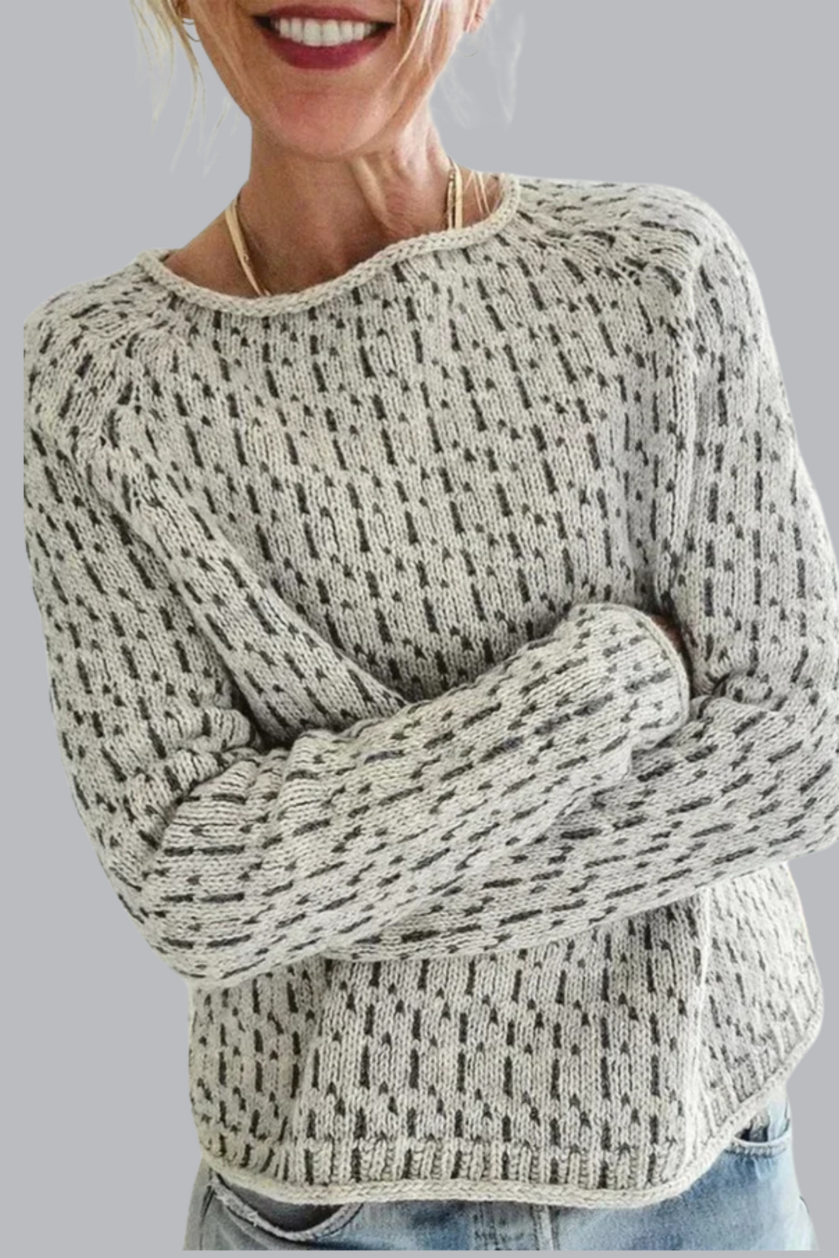 Vittoria- Elegante maglione grigio con scollo a barca