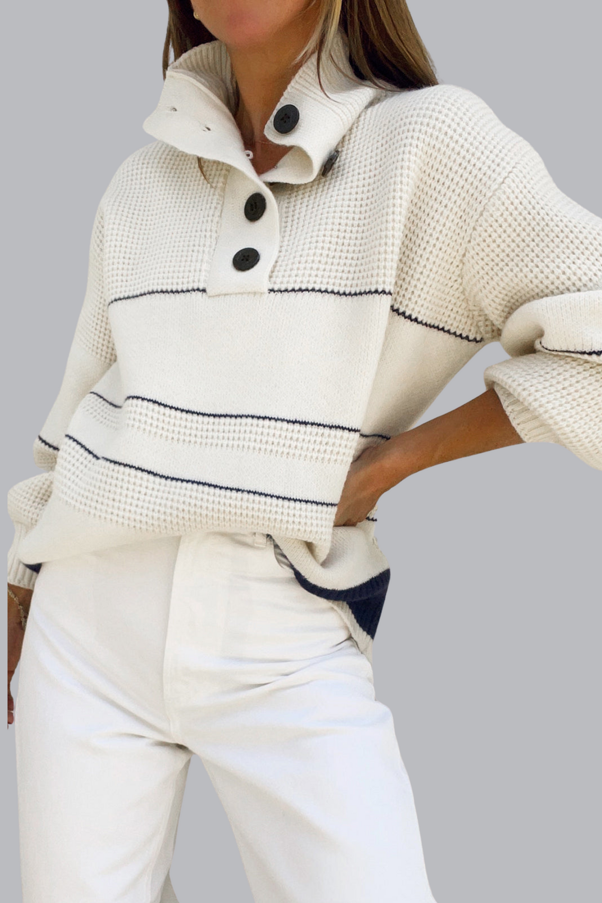 Maglione con colletto aperto e bottoni