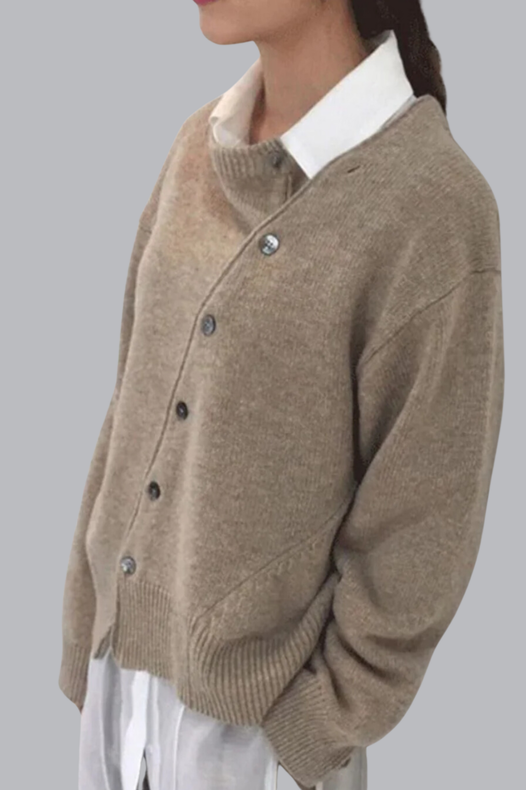 Serena - Accogliente cardigan in cashmere con bottoni giocosi